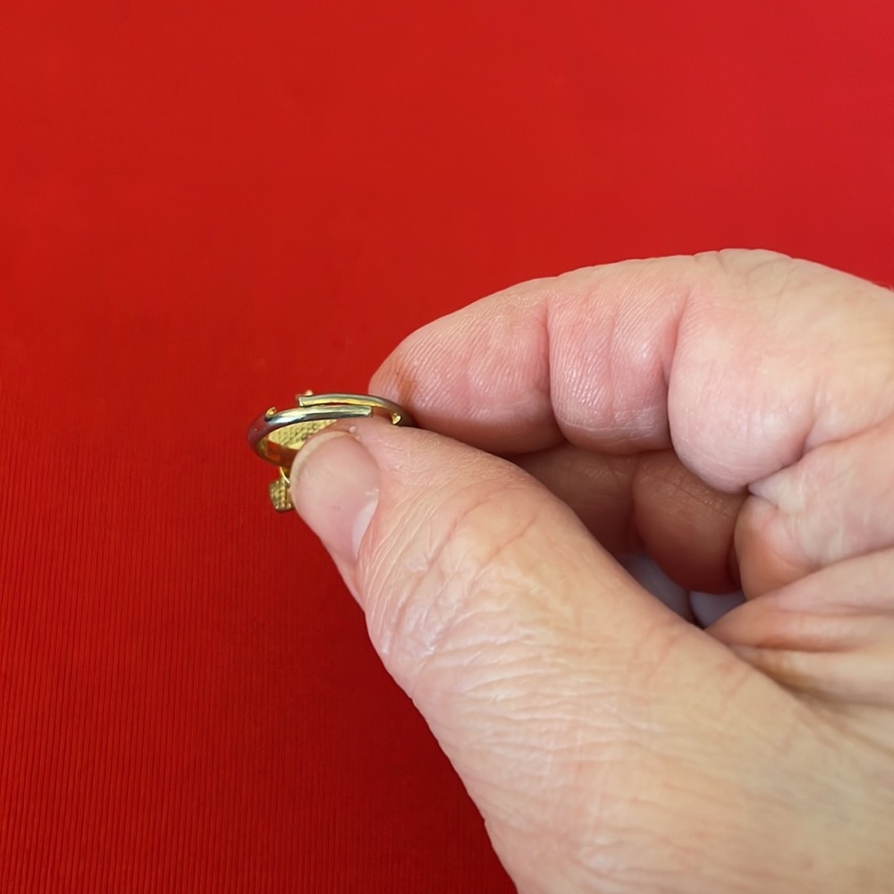 ADJUSTABLE TWEETY RING - Picture 5 of 5